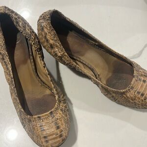 Tory Burch Snake (faux) Wedges size 9